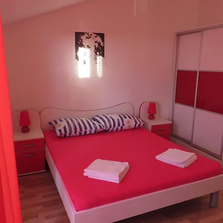 Petar Apartamento