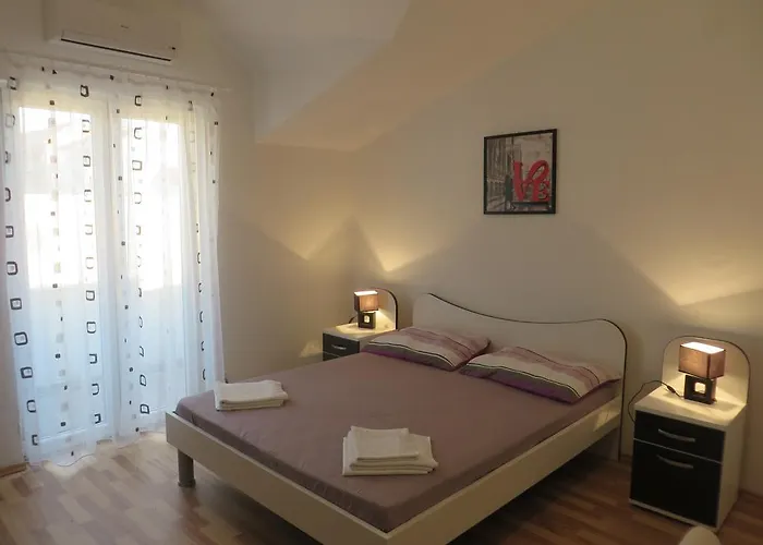 Petar Διαμέρισμα Χβαρ